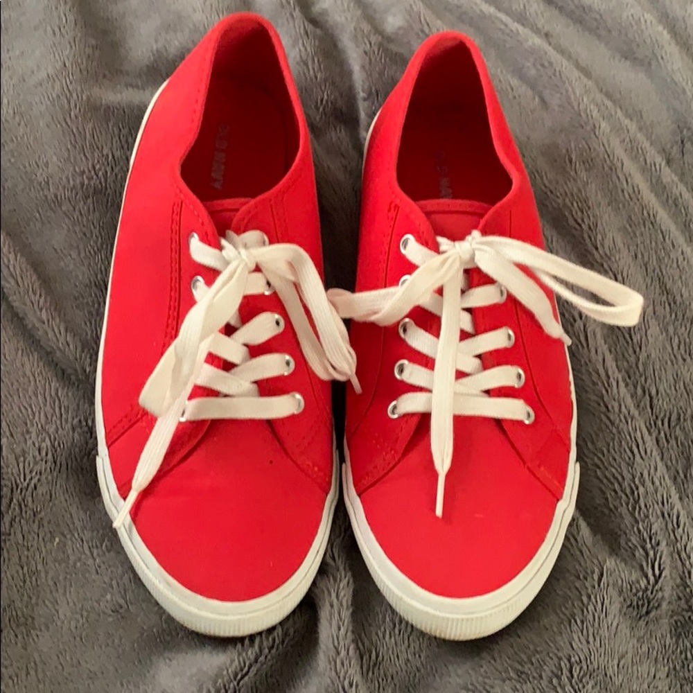 Red Oldnavy canvas shoes